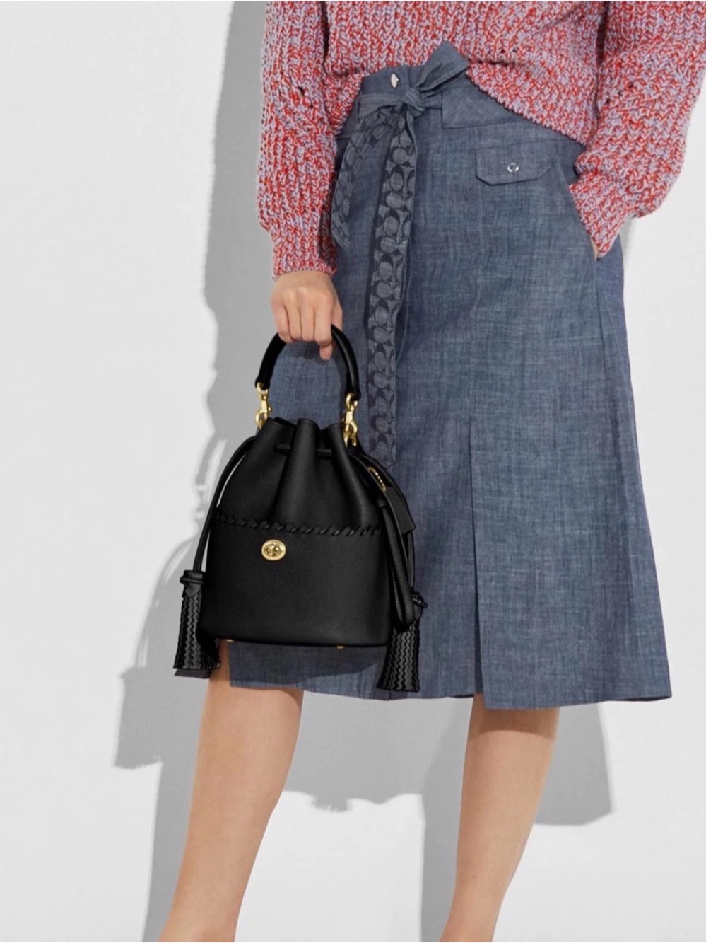 COACH Lora Bucket Bag With Whipstitch Detail In Black 651 - Picture 10 of 12
